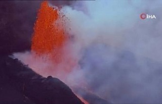 La Palma’daki Cumbre Vieja Yanardağı’nda patlamalar...