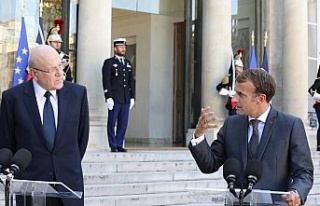 Lübnan Başbakanı Mikati ilk resmi ziyaretini Fransa’ya...