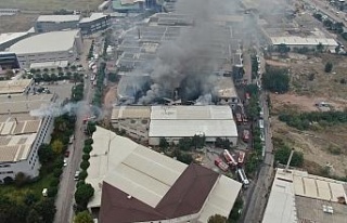 Bursa’da tekstil fabrikasındaki büyük yangın...