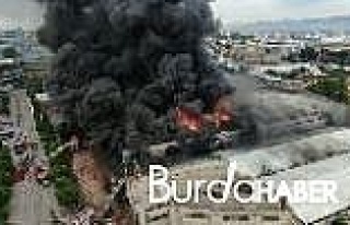 Bursa’da tekstil fabrikasındaki büyük yangın...