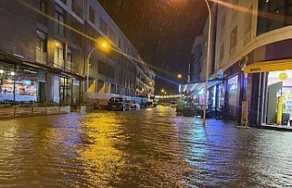 Fethiye’de sağanak yağış etkili oldu