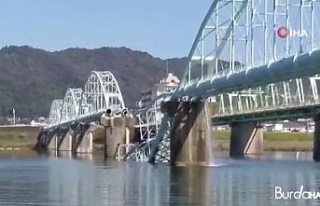 Japonya’da su borularını taşıyan köprü çöktü:...