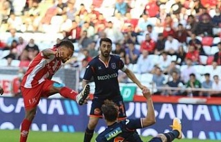 Süper Lig: FT Antalyaspor: 1 - Başakşehir: 2 (Maç...