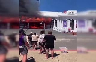 Avustralya’da eski parlamento binası ateşe verildi