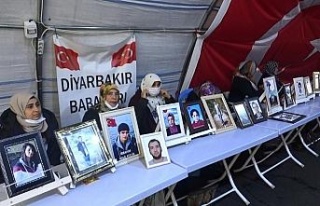 HDP önündeki ailelerin evlat nöbeti 838. gününde...