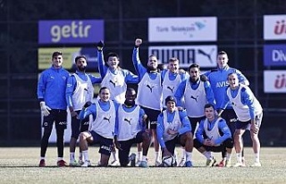 Fenerbahçe’de Adana Demirspor maçı hazırlıkları...