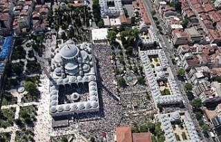 Mahmut Ustaosmanoğlu cenazesine binlerce kişi akın...