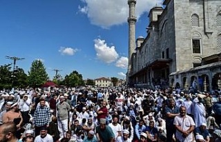Mahmut Ustaosmanoğlu’nun cenazesi Fatih Camii’ne...
