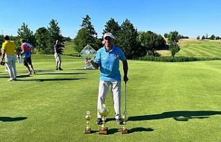 Milli golfçü Mehmet Kazan Çekya’da şampiyon...