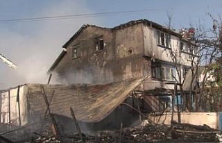 Tuzla’da polyester atölyesinde korkutan yangın