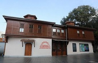 Eyüpsultan Türbe Hamamı Müzesi ziyaretçilerin...