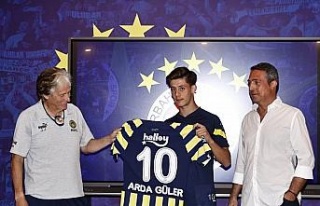 Fenerbahçe’nin yeni 10 numarası Arda Güler