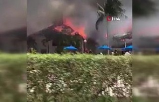 Meksika’da lüks oteldeki yangın paniğe yol açtı