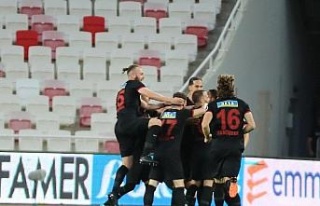 Spor Toto Süper Lig: D.G. Sivasspor: 0 - Gaziantep...