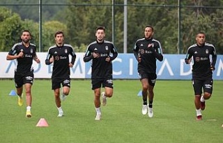 Beşiktaş, Fenerbahçe maçı hazırlıklarına başladı
