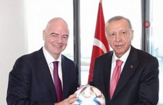 Cumhurbaşkanı Erdoğan, FIFA Başkanı Gianni Infantino’yu...