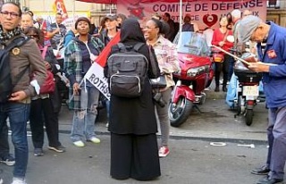 Fransa’da sağlık çalışanlarından protesto