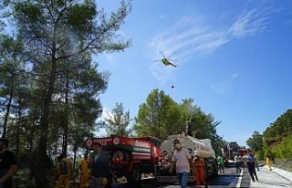 Marmaris’teki orman yangınına 14 uçak ve 35 helikopter...