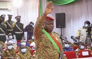 Burkina Faso’nun devrik lideri Yarbay Damiba, istifasını...