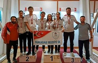 Pamukkale Belediyespor dart takımı Türkiye 3.sü...