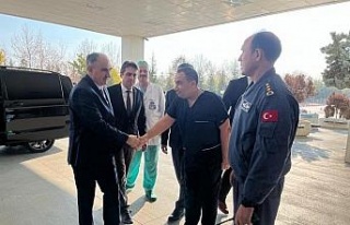 Konya Valisi Özkan’dan düşen Türk Yıldızları...