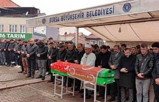 Bursa’da kazada ölen genç gözyaşları arasında...