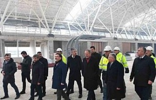 Kayseri protokolü Kayseri Havalimanı Yeni Terminal...