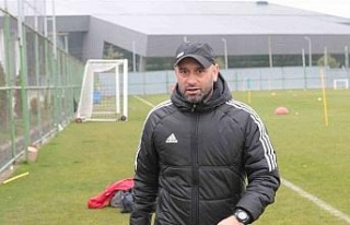 Boluspor Teknik Direktörü Muzaffer Bilazer: “Play-off’ta...