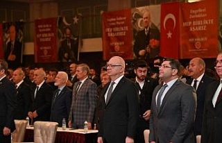 MHP’nin Manisalı belediye başkanları Antalya’da...