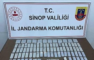 Sinop’ta torbacıya baskın: 1017 sentetik hap ele...