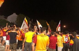 Datça’da Galatasaraylılar şampiyonluğu doyasıya...
