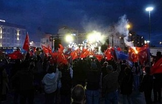 Erdoğan’ın zaferi Çanakkale’de kutlandı