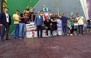 ‘Spor Tırmanış Minikler Türkiye’ şampiyonları...