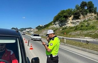 Zonguldak’ta radarlı trafik uygulamasında 17 sürücüye...
