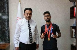 Karaköse, dünya şampiyonunu ağırladı