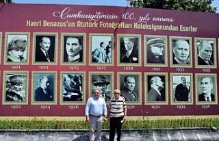 Koleksiyondaki Atatürk fotoğraflarını görünce...