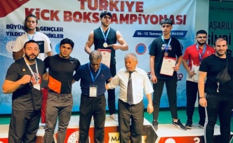 Cizreli milli sporcu Çelik, Türkiye Kick Boks Şampiyonası’nda şampiyon oldu