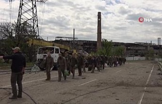 Azovstal fabrikasından tahliye edilen Ukraynalı askerlerin görüntüsü paylaşıldı