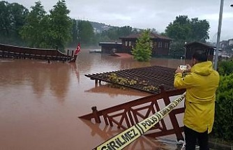 Bartın’da ırmak taştı, şehir merkezi sular altında kaldı