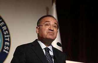 Adalet Bakanı Bozdağ: “Türkiye eninde sonunda yeni bir anayasa yapacaktır”