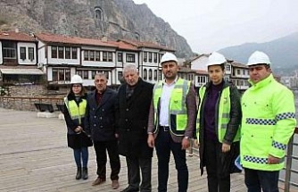 Amasya Belediyesi tarihi Hatuniye Mahallesi’nde sokak sağlıklaştırma projesi başlattı