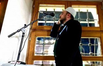 Kosova’da Cumhurbaşkanı Erdoğan’ın açılışını yaptığı Sinan Paşa Camii’nde ilk teravih kılındı