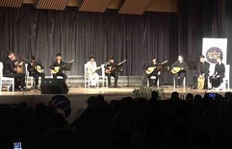 Yalova Güzel Sanatlar Lisesi öğrencilerinden müzik ziyafeti