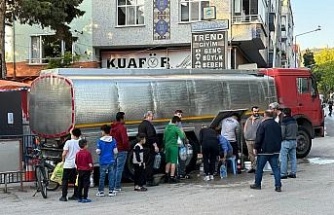 Sinop’ta vatandaşlara tankerlerle su dağıtılıyor