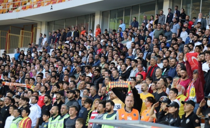 Spor Toto Süper Lig: Yeni Malatyaspor: 0 - Fenerbahçe: 0 (Maç devam ediyor)