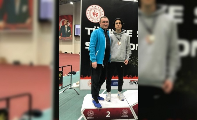 Sakarya Büyükşehir’in sporcusu atletizmde Türkiye Şampiyonu oldu