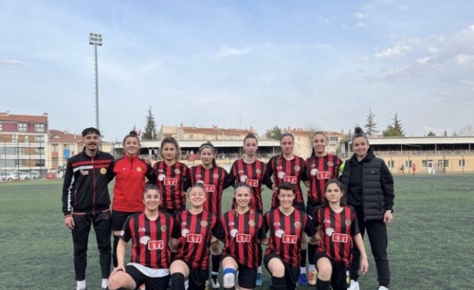 Eskişehirspor Kadınlar 3. Lig’de galibiyetle başladı