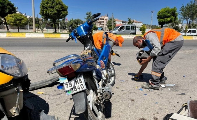 Kilis’te ticari taksi ile motosiklet çarpıştı:1 yaralı