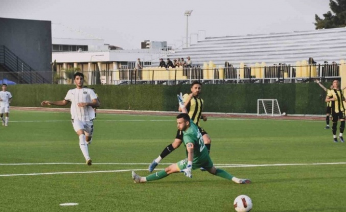 Aliağaspor FK, Manisa FK U19 takımını hazırlık maçında 4-1 yendi