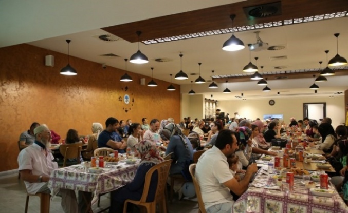 Melikgazi Belediyesi Çölyak Hastaları ile Yemekte Buluştu